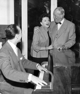 Félix PAQUET, Judy GARLAND and Maurice CHEVALIER, Paris 1960