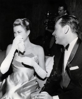 Grace KELLY and William HOLDEN at a party