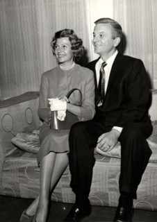 Rita HAYWORTH and James HILL