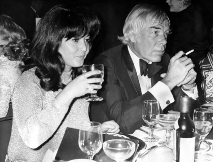 Michelle TRIOLA and Lee MARVIN during a gala party