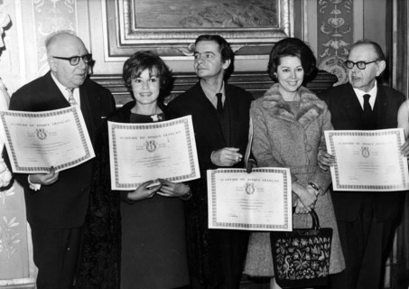 Award for L. SEIGNER, J. MOREAU, S. REGIANI, A. VERNON, F. LEDOUX
