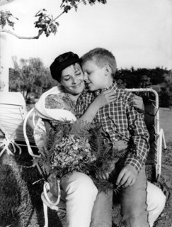 Jeanne MOREAU with her son Jerome in St. Tropez, 1961