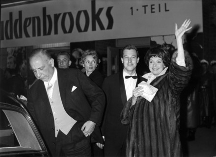 OE HASSE, Erni MANGOLD, Hansjörg FELMY and Nadja TILLER, 1959