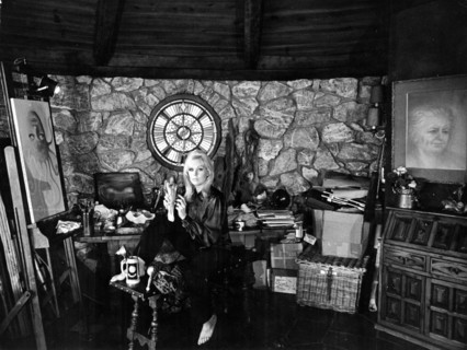 Kim NOVAK at home in her 'seagull nest'