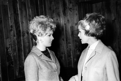 Kim NOVAK and Janet LEIGH