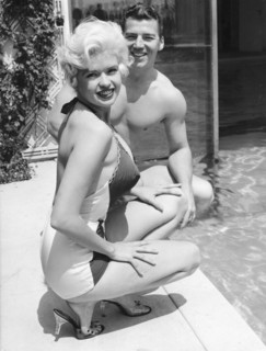 Jayne MANSFIELD with husband by the pool