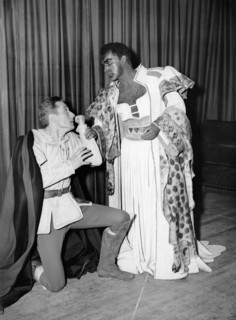 Richard BURTON and John NEVILLE rehearsing 'Othello', 1956