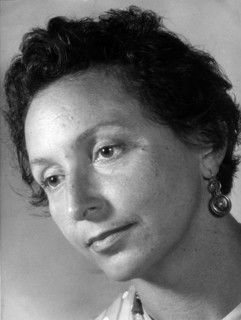 Judith HOLZMEISTER, portrait