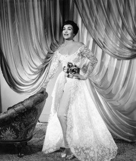 Jane WYMAN in a white dress