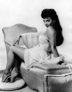 Actress Kim PARKER