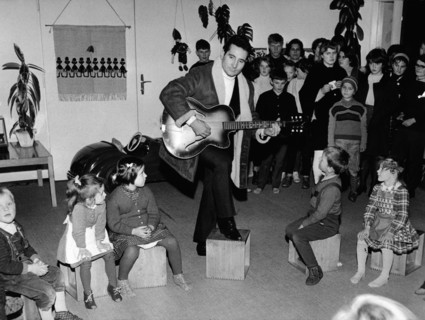 Freddy QUINN in the SOS Children's Village
