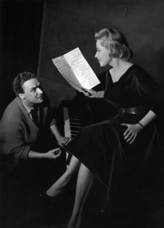 Bibi JOHNS on the piano