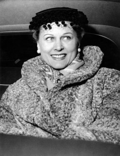 Marika RÖKK, portrait