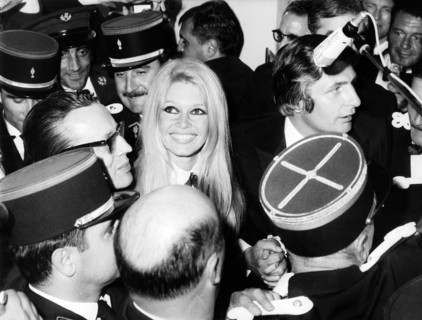 Brigitte BARDOT and Gunter SACHS in Cannes, 1966