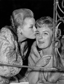 Romy SCHNEIDER kisses her mother Magda, Cannes 1959