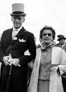 Douglas FAIRBANKS Jr. and wife Mary Lee EPLING, 1956