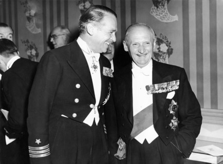 Douglas FAIRBANKS Jr. together with Field Marshal 1st Viscount MONTGOMERY