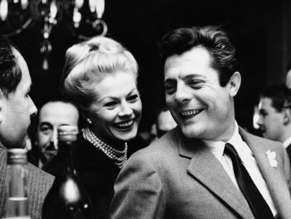 Anita EKBERG and Marcello MASTROIANNI at the premiere of 'La dolce vita'