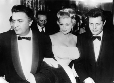 Federico FELLINI, Anita EKBERG and Marcello MASTROIANNI, 1960