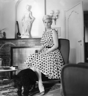 Anita EKBERG in her villa in 1961