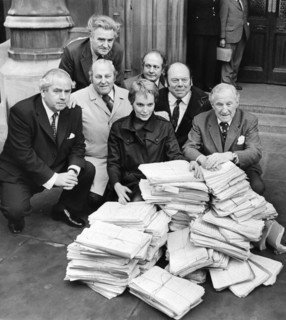 Mia FARROW with petition to protect unborn life