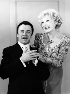 Eddi ARENT and Gisela SCHLÜTER in 'Zwischenmahlzeit', 1975