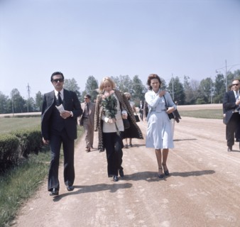 Alain DELON and Mireille DARC in Daglfing