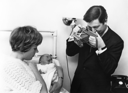 Julie ANDREWS with baby, 1962