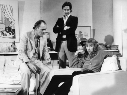 Ursela MONN, Christoph BANTZER, Charles BRAUER in "Unfortunately not available"