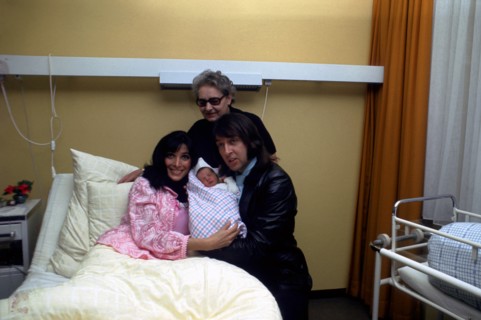 Dunja RAJTER and Les HUMPHRIES with their child