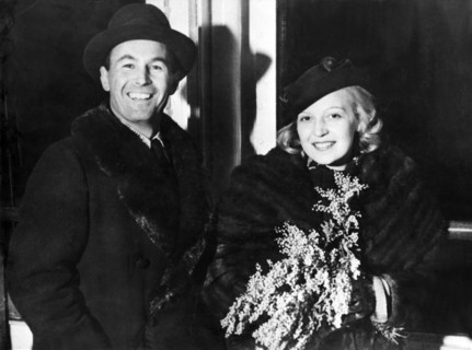 Martha EGGERTH and Jan KIEPURA get married