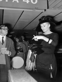 Anita EKBERG in Paris, 1962