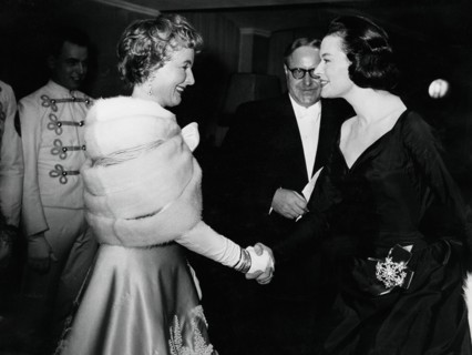 Ilse KUBASCHEWSKI and Margot HIELSCHER