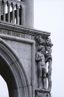 The Ducal Palace in Venice : detail of the front.