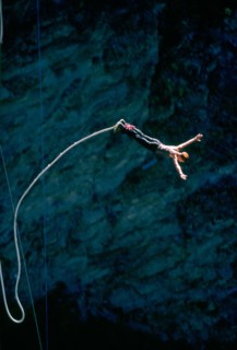 BUNGEE JUMPING