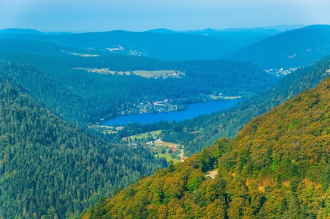 Lake Longemer at Xonrupt-Longemer, near GÃ©rardmer, seen from romantic road Route des CrÃªtes of the Vosges, Alsace, France