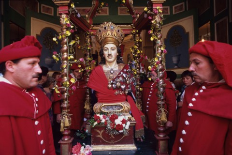 FRANCE. VAR (83) ST TROPEZ, THE BRAVADE. WORD MEANS BRAVERY. PROVENCALE THIS TRADITION, IS PERPETUATED IN THE CITY FOR OVER 400 YEARS. IT REFLECTS THE