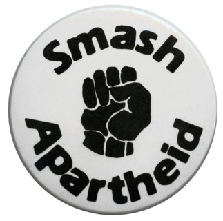 'Smash Apartheid' button badge c. 1970