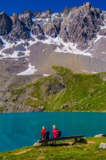 Lake sainte anne qeyras in hautes alpes in france