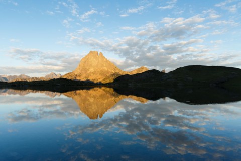 Gentau lake and Pic du Midi d'Ossau, Ayous lakes route, Pyrenees mountains, France, Europe