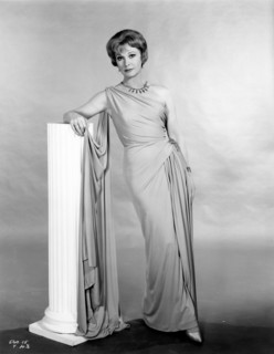 VIVIEN LEIGH Full Length Fashion Portrait for THE ROMAN SPRING OF MRS. STONE 1961 director JOSE QUINTERO novel TENNESSEE WILLIAMS screenplay Gavin Lambert Miss Leigh's costumes Pierre Balmain Louis De...