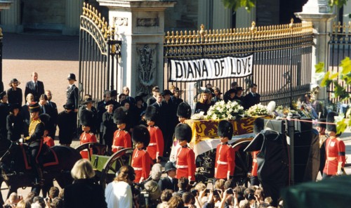 The coffin of Diana, Princess of Wales leaves Buckingham Palace for her funeral at Westminster Abbey on September 6, 1997.