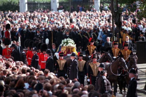 Princess Diana Funeral 6th September 1997 Princess Diana s Coffin On A Gun Carriage Approaching Westminster Abbey