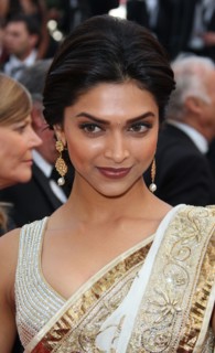DEEPIKA PADUKONE ON TOUR PREMIERE CANNES FILM FESTIVAL 2010 PALAIS DES FESTIVAL CANNES FRANCE 13 May 2010