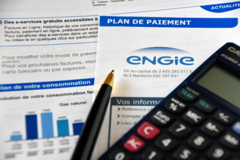 Marseille, France. 30th May, 2021. In this photo illustration, a pen and a calculator seen placed on an Engie gas bill.The regulated gas prices applied by Engie will increase by 4.4% on June 1, 2021: ...