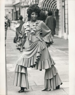 Nov. 10, 1970 - Fashion Show In London: Exquisite Knitwear Ltd., and Tricot-France S.A., both subsidiaries of Courtauld Ltd., amd large manufacturers of jersey fabrics, today stated a joint Fashion sh...
