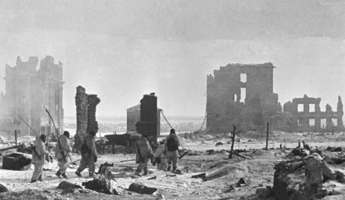 BATTLE OF STALINGRAD  Soviet troops in the city after liberation in February 1943. Photo: SIB