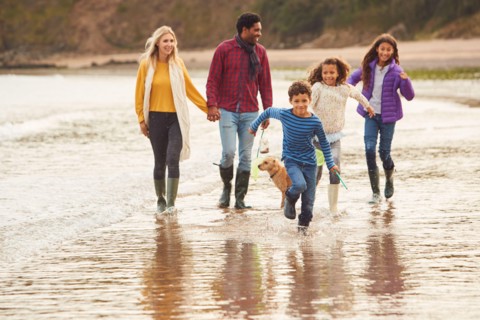 beach walking, multicultural, family outing, multiculturals
