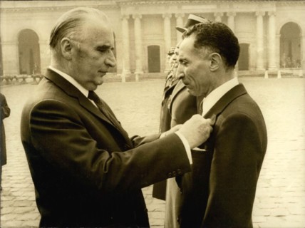 Feb. 26, 1972 - Alain Mimoun Receives the Legion of Honor From Georges Pompidou APRESS
