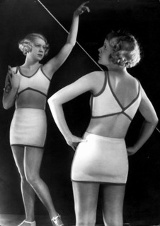 Yva Fashion Photo Bathing Suit Modell Schenk c1930